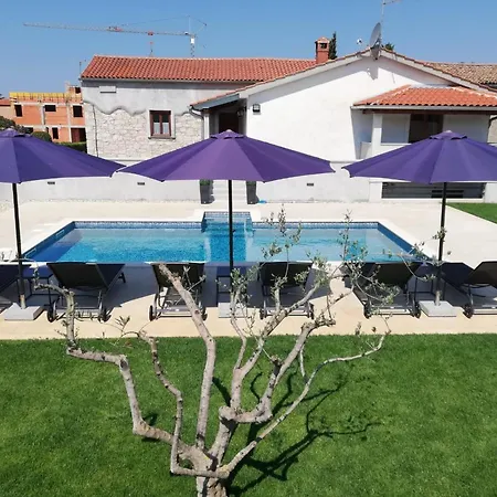Holiday Home Victoria Porec Exterior photo