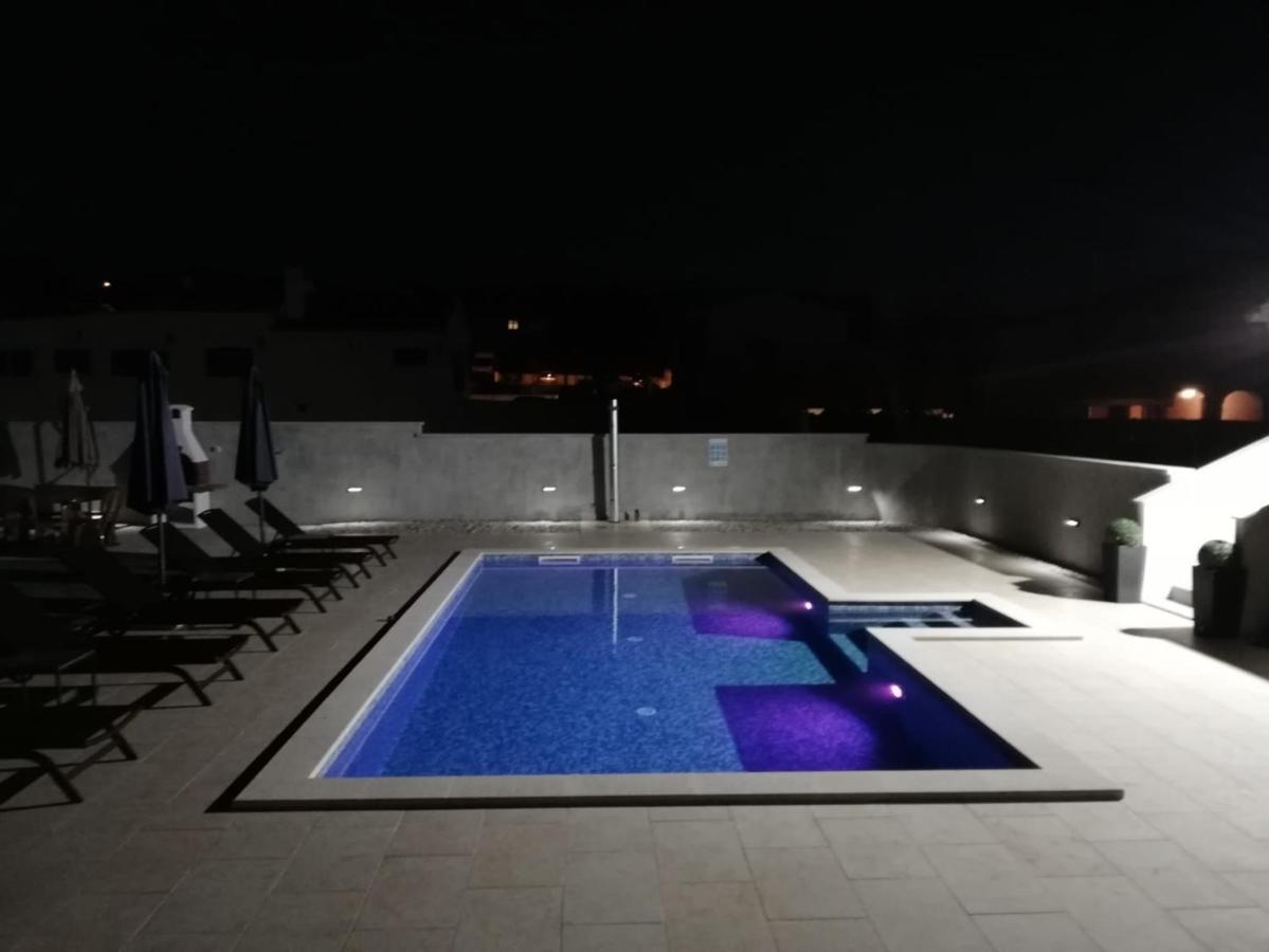 Apartman Victoria *